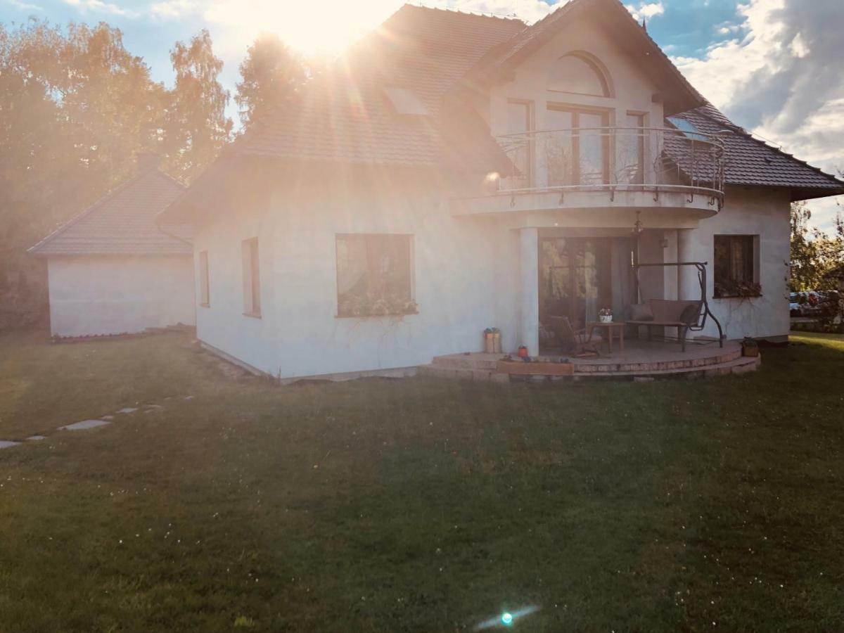 Nibylandia Dom Pod Lasem Nowa Wies Grodziska Luaran gambar