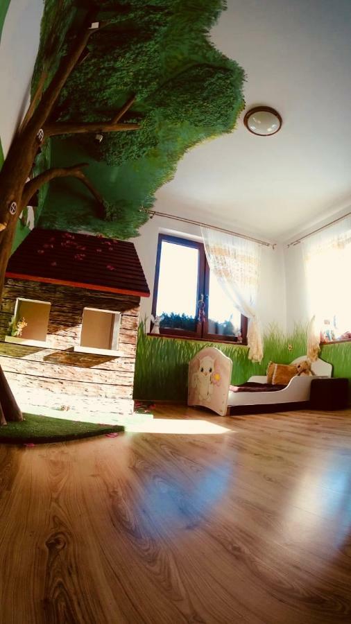 Nibylandia Dom Pod Lasem Nowa Wies Grodziska Luaran gambar