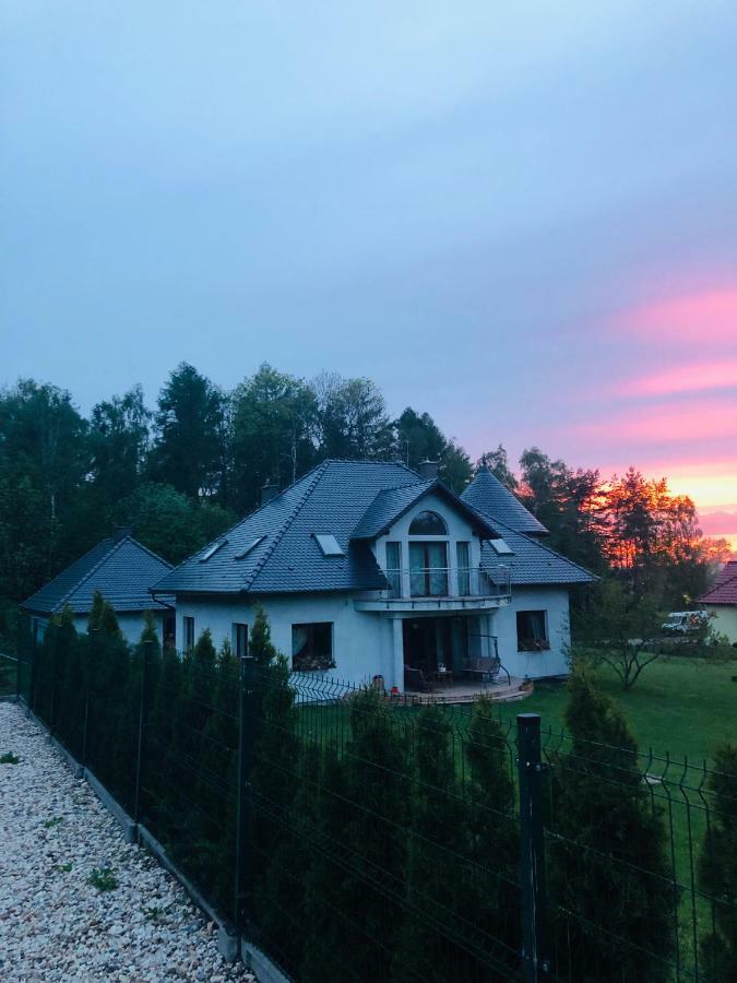 Nibylandia Dom Pod Lasem Nowa Wies Grodziska Luaran gambar